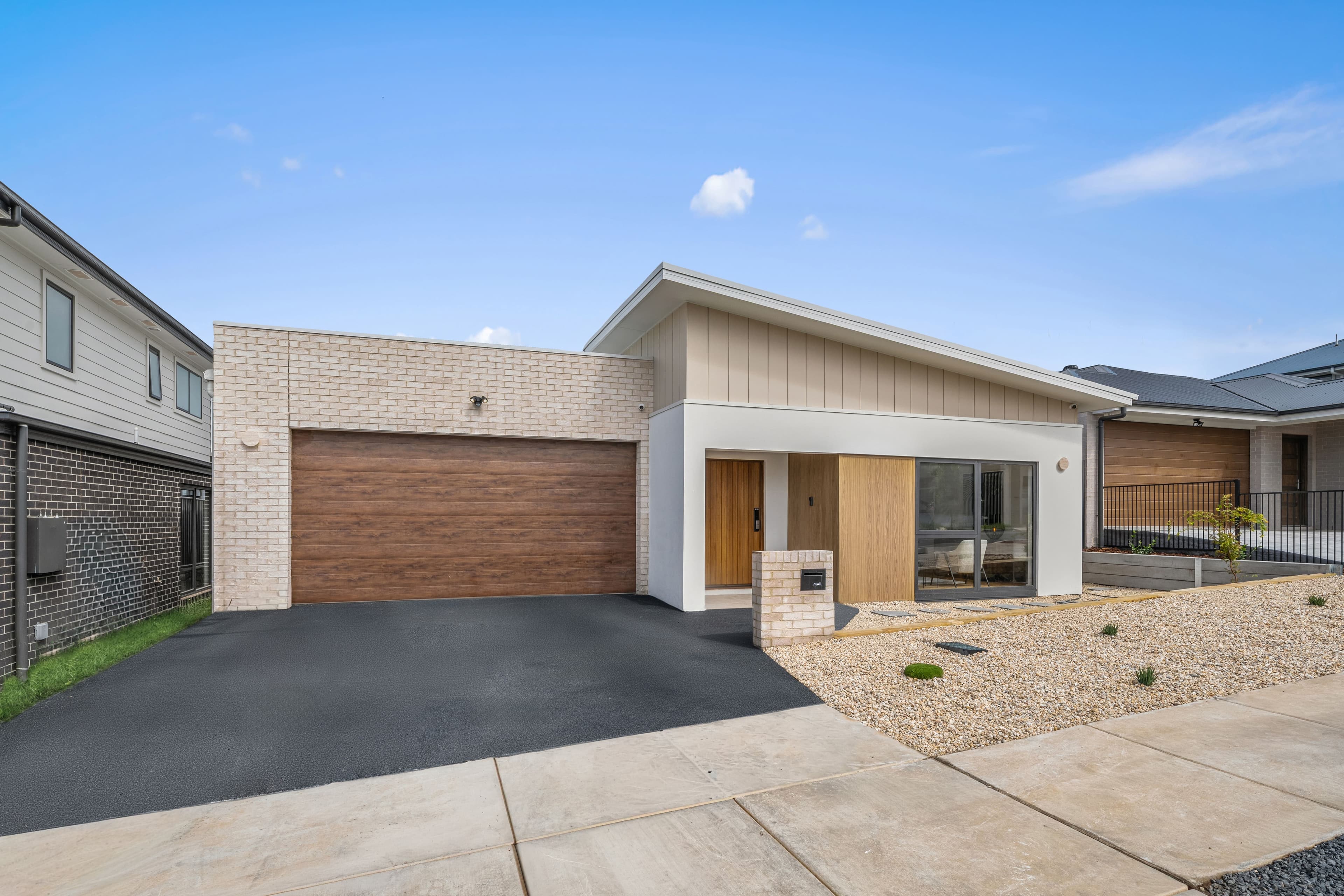 Display House - 7 Tingwell St, Whitlam 2611 overview